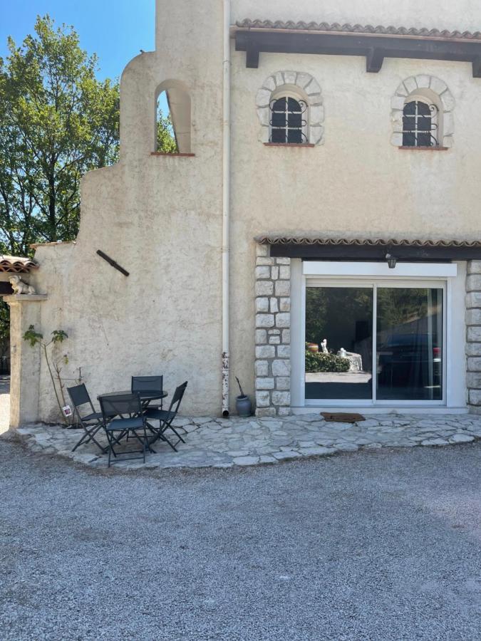 Appartement Bas De Villa Avec Piscine Privee Partagee Proche Bord De Mer Cagnes-sur-Mer Kültér fotó